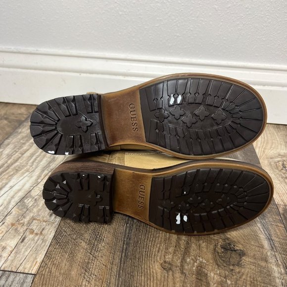 Guess Leather Tan Wrap Buckle Ankle Distressed Boots Booties Low Heel Size 7 - Picture 6 of 8